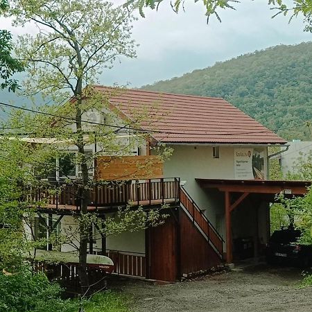 Toelgyerdo Apartman Kismaros المظهر الخارجي الصورة