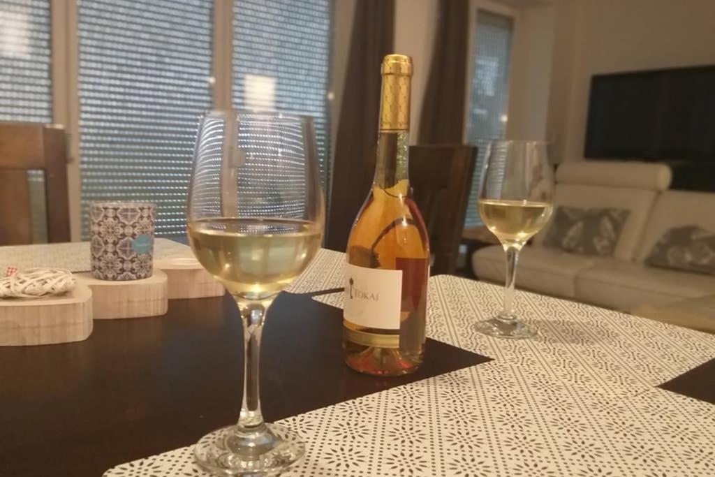 Toelgyerdo Apartman Kismaros المظهر الخارجي الصورة