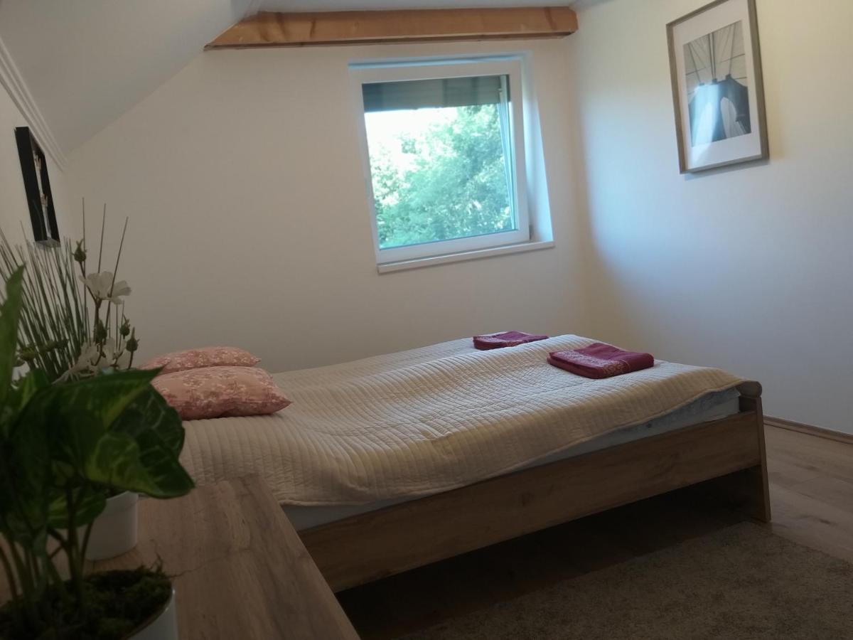 Toelgyerdo Apartman Kismaros المظهر الخارجي الصورة