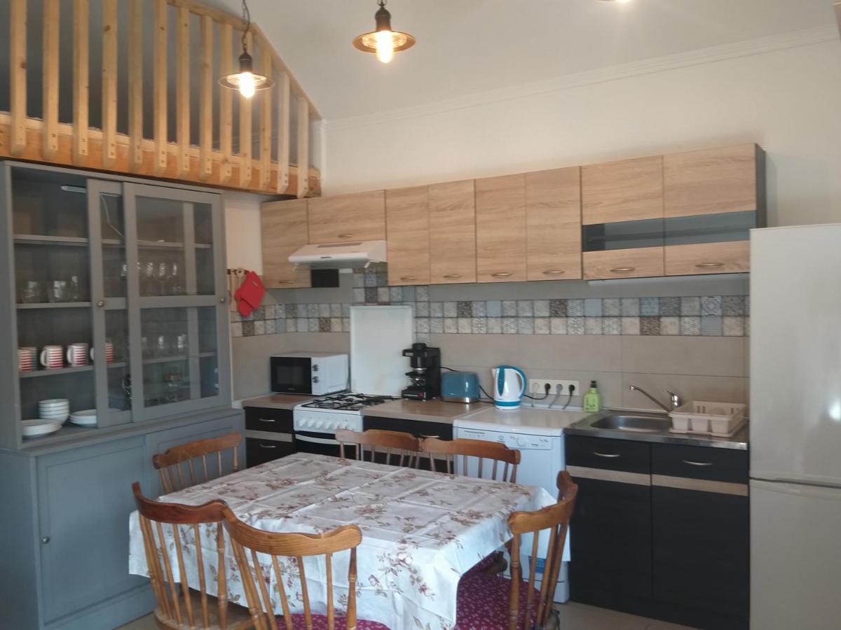 Toelgyerdo Apartman Kismaros المظهر الخارجي الصورة