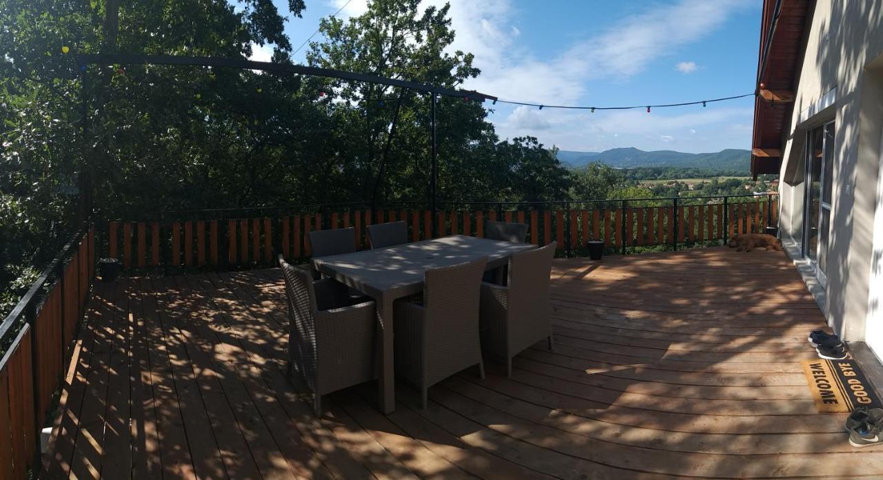 Toelgyerdo Apartman Kismaros المظهر الخارجي الصورة